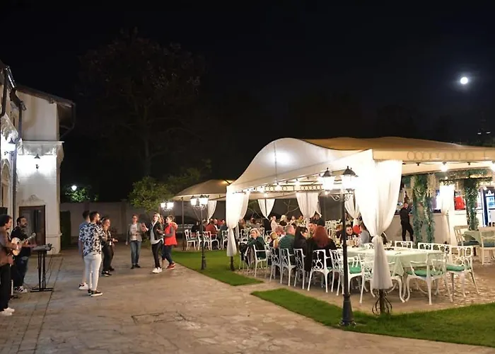 Casa Cu Tei 3* 克拉奥华